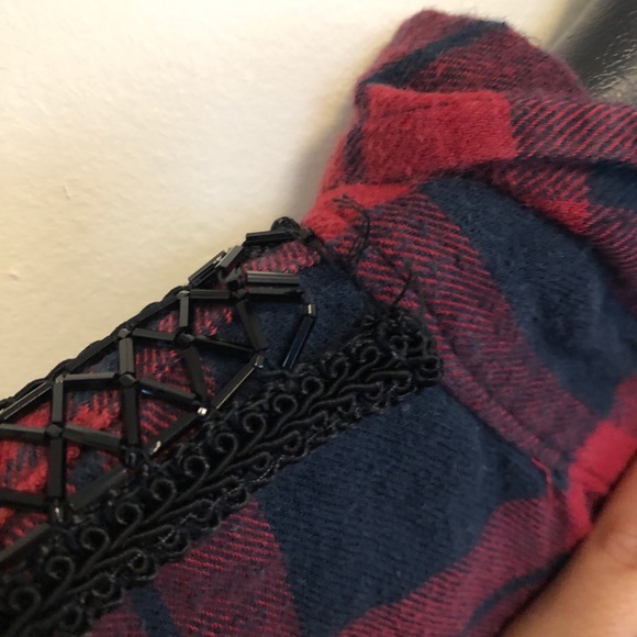 LF plaid crop top - Picture 2 of 3